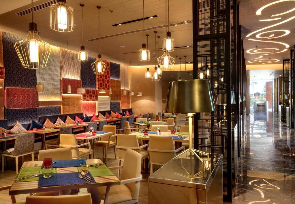 Welcomhotel By Itc Hotels, Racecourse, Coimbatore Restaurante foto The restaurant
